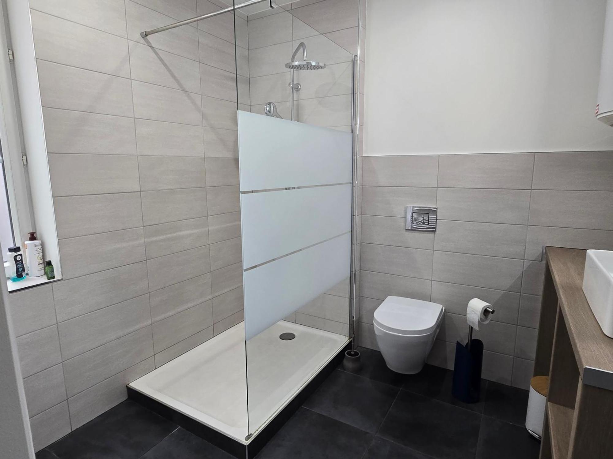 Appartement Au Calme Idealement Place A Macon. Exteriör bild